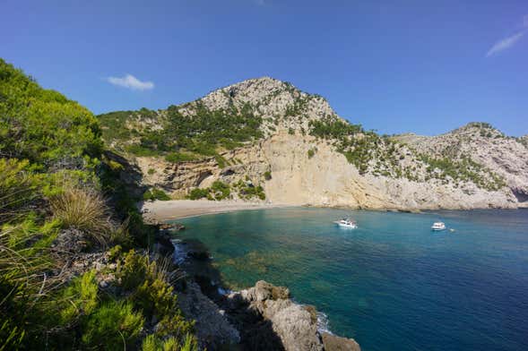 Caiaque, snorkel e coasteering na baía de Alcudia