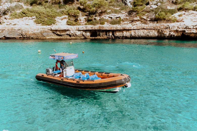 Navegando pelas águas do sudeste de Mallorca