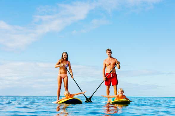 Tour de paddle surf por Cala Mayor saindo de Cala Nova