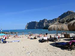 Cala Barqués no verão