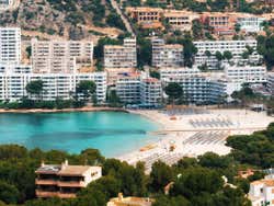 Praia de Santa Ponça vista do alto