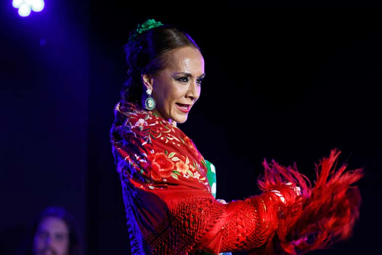 Dançarina no palco do tablao Alma de Palma