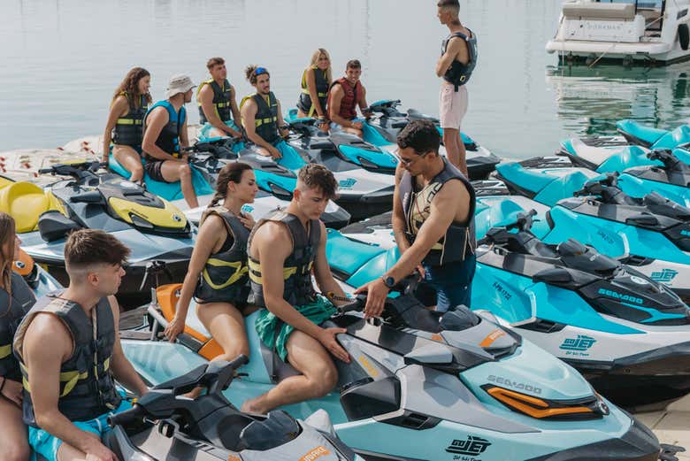 Aprendendo a pilotar os jet ski