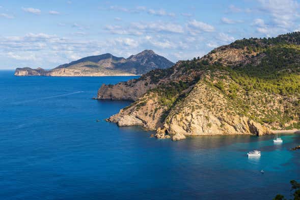 Passeio de barco pela Cala Egos e pelo Port d'Andratx